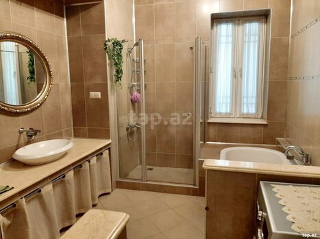 4-otaqlı mənzil kirayə verilir, Z.Əliyeva küç., 175 m²