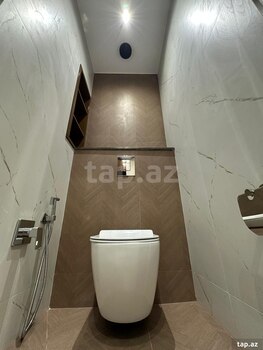 4-otaqlı yeni tikili, M. Hüseyn küç., 138 m²