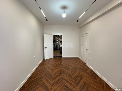 4-otaqlı yeni tikili, M. Hüseyn küç., 138 m²