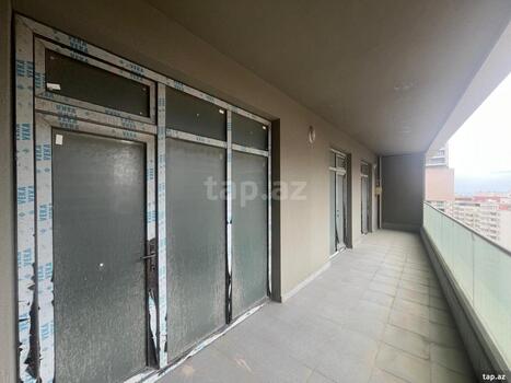 3-otaqlı yeni tikili, Tbilisi pr., 145 m²