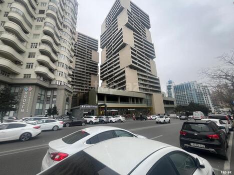 3-otaqlı yeni tikili, Tbilisi pr., 145 m²