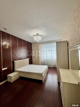 4-otaqlı yeni tikili kirayə verilir, Bakıxanov qəs., 137 m²