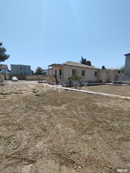 Bağ evi, Novxanı qəs.
