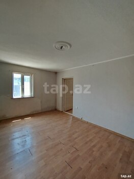 Bağ evi, Novxanı qəs.
