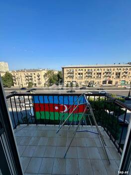 3-otaqlı mənzil, Ağa Neymətulla küç., 75 m²