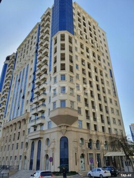 4-otaqlı yeni tikili, 28 May m., 242 m²