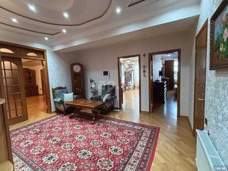 4-otaqlı yeni tikili, Mirəli Seyidov küç., 146 m²