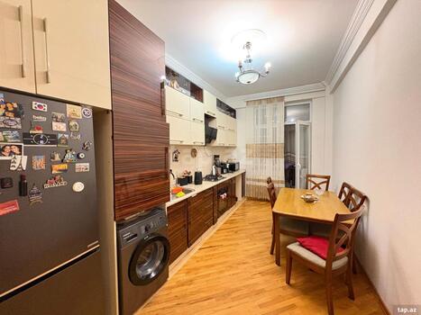 2-otaqlı yeni tikili, N.Əliyev küç., 115 m²