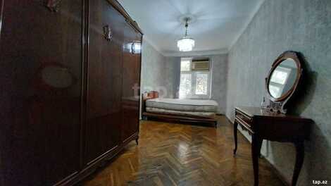 3-otaqlı mənzil, Elmlər Akademiyası m., 75 m²