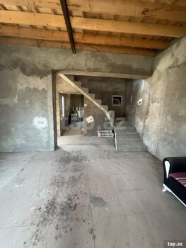 Bağ evi, Novxanı qəs.