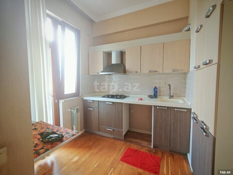 3-otaqlı yeni tikili, İnşaatçılar m., 75 m²