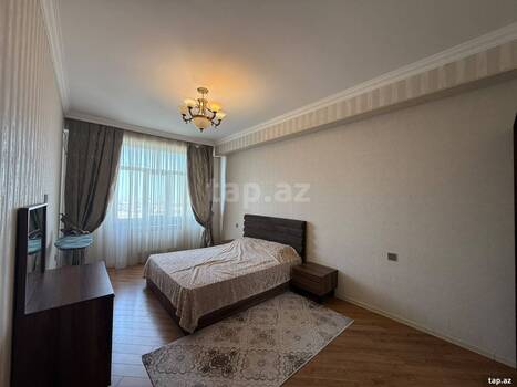 3-otaqlı yeni tikili, Babək pr., 130 m²