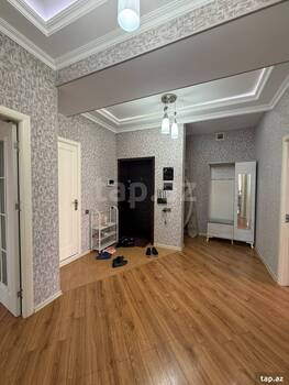 3-otaqlı yeni tikili, Babək pr., 130 m²