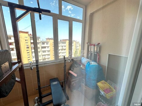 4-otaqlı yeni tikili, Mir Cəlal küç., 140 m²