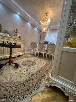 4-otaqlı mənzil, B.Nuriyev küç., 100 m²