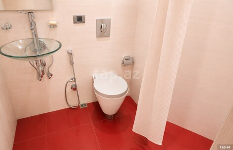3-otaqlı yeni tikili, 28 May m., 140 m²