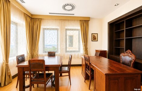 6-otaqlı mənzil, Neftçilər pr., 365 m²