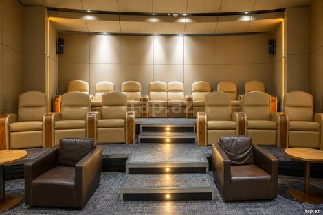 9-otaqlı yeni tikili, Neftçilər pr., 1050 m²