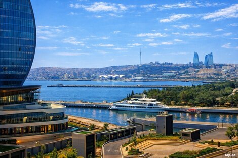 9-otaqlı yeni tikili, Neftçilər pr., 1050 m²