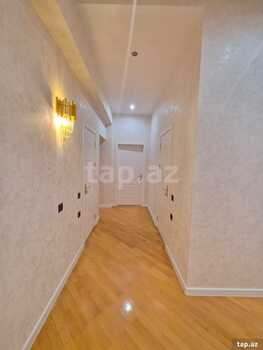 3-otaqlı yeni tikili, Z.Xəlilov küç., 135 m²