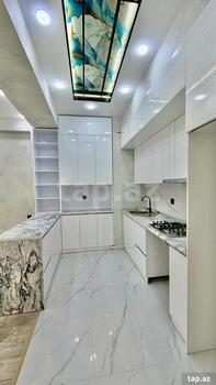 3-otaqlı yeni tikili, H.B.Zərdabi pr., 75 m²