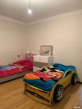 3-otaqlı yeni tikili, R.Rüstəmov küç., 80 m²