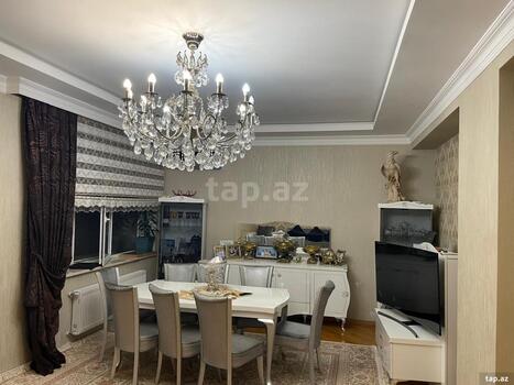 3-otaqlı yeni tikili, Əhmədli m., 107 m²