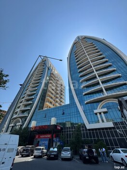 3-otaqlı yeni tikili, Elmlər Akademiyası m., 148 m²