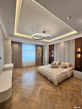 4-otaqlı yeni tikili, Elmlər Akademiyası m., 185 m²