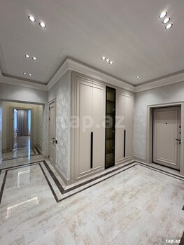 4-otaqlı yeni tikili, Elmlər Akademiyası m., 185 m²