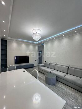 3-otaqlı mənzil, İnşaatçılar pr., 85 m²