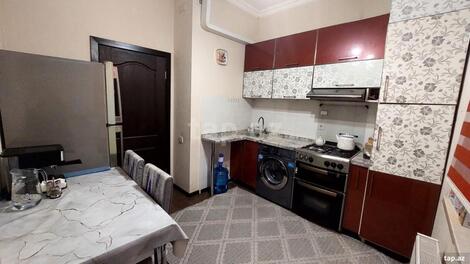 3-otaqlı yeni tikili, İnşaatçılar m., 85 m²