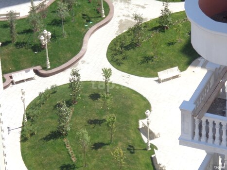 3-otaqlı yeni tikili, H.Cavid pr., 163 m²