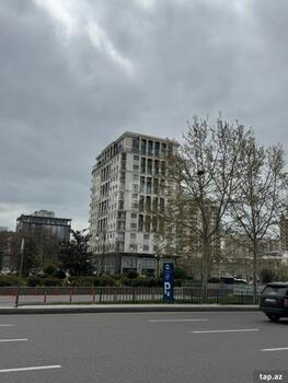 3-otaqlı yeni tikili, Şəmsi Bədəlbəyli küç., 189 m²