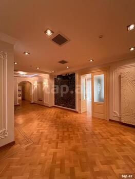 7-otaqlı yeni tikili, Bünyad Sərdarov küç., 545 m²