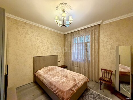 Həyət evi, Saray qəs.