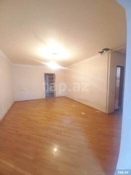 3-otaqlı mənzil, İzzət Nəbiyev küç., 80 m²