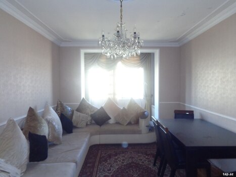 3-otaqlı mənzil, H.Cavid pr., 90 m²