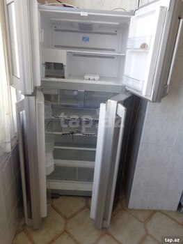 3-otaqlı mənzil, H.Cavid pr., 90 m²