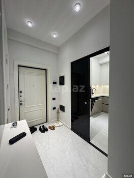 2-otaqlı yeni tikili, Elmlər Akademiyası m., 68 m²
