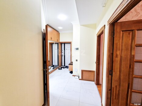2-otaqlı yeni tikili kirayə verilir, Neftçilər m., 70 m²