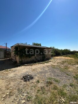 Bağ evi, Novxanı qəs.