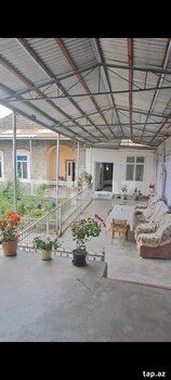 Həyət evi, Şəki ş.