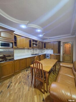 3-otaqlı yeni tikili, 20 Yanvar küç., 133 m²
