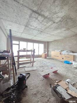 3-otaqlı yeni tikili, E. Akademiyası m., 207 m²