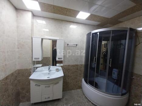 3-otaqlı yeni tikili, İnşaatçılar m., 152 m²