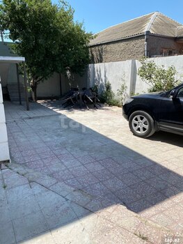 Həyət evi, Günəşli qəs.