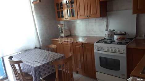 4-otaqlı mənzil, İnşaatçılar pr., 105 m²