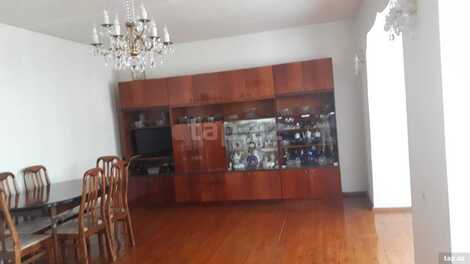4-otaqlı mənzil, İnşaatçılar pr., 105 m²