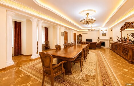 6-otaqlı yeni tikili, Nizami m., 555 m²